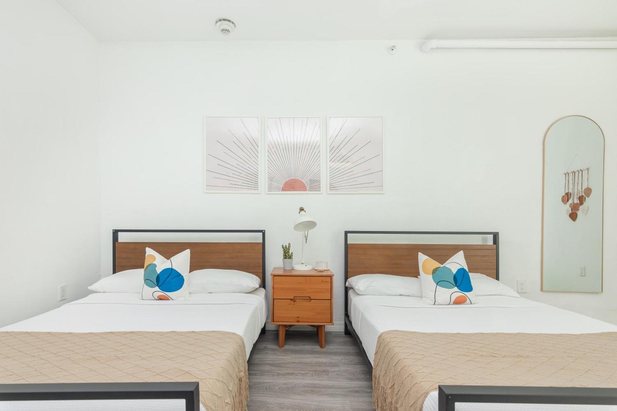 West Deco Aparthotel Miami Beach Exterior photo